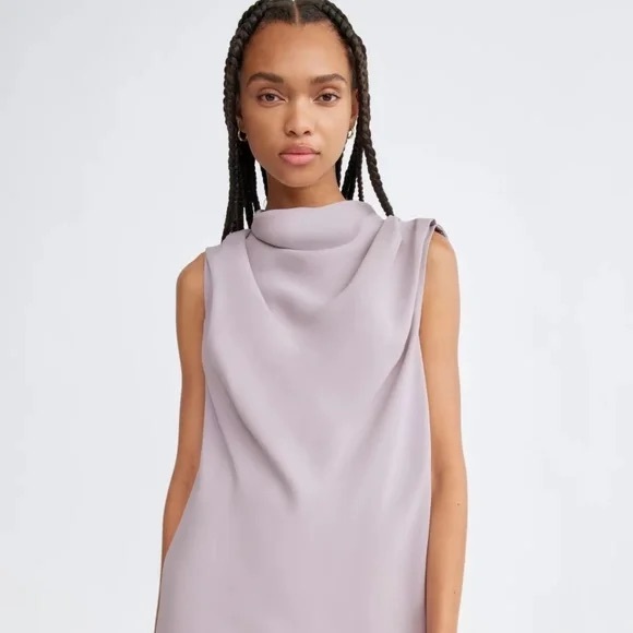 Babaton Carter Sleeveless Blouse - Picture 1 of 6